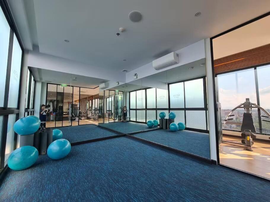 Astra Sky River High Floor,3 Bedrooms 97㎡ 山景房带浴缸 شيانغ ماي المظهر الخارجي الصورة