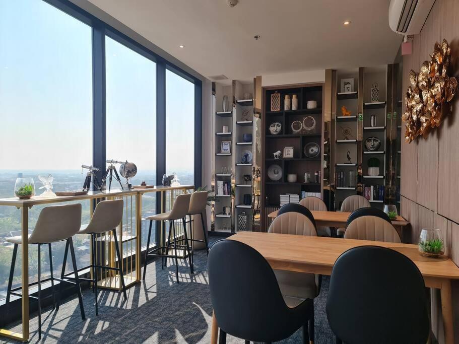 Astra Sky River High Floor,3 Bedrooms 97㎡ 山景房带浴缸 شيانغ ماي المظهر الخارجي الصورة
