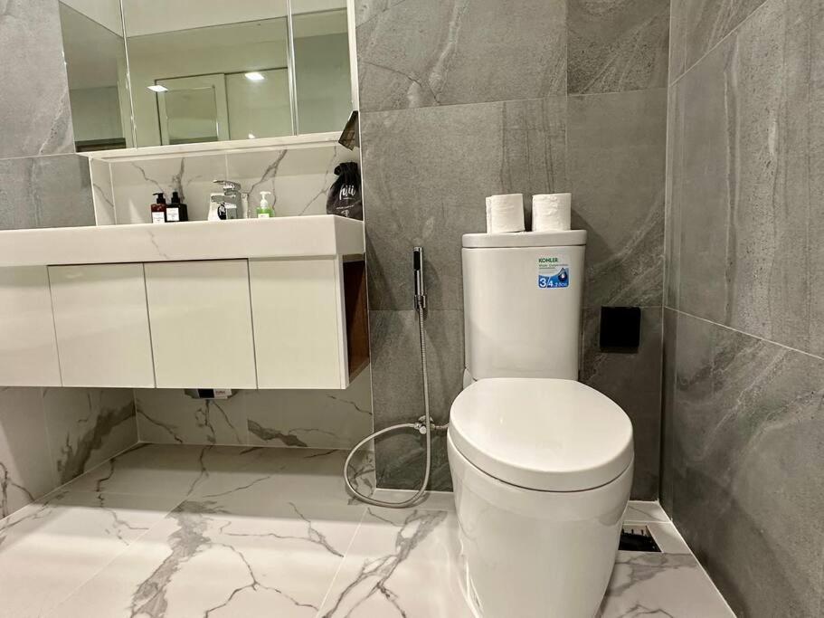 Astra Sky River High Floor,3 Bedrooms 97㎡ 山景房带浴缸 شيانغ ماي المظهر الخارجي الصورة